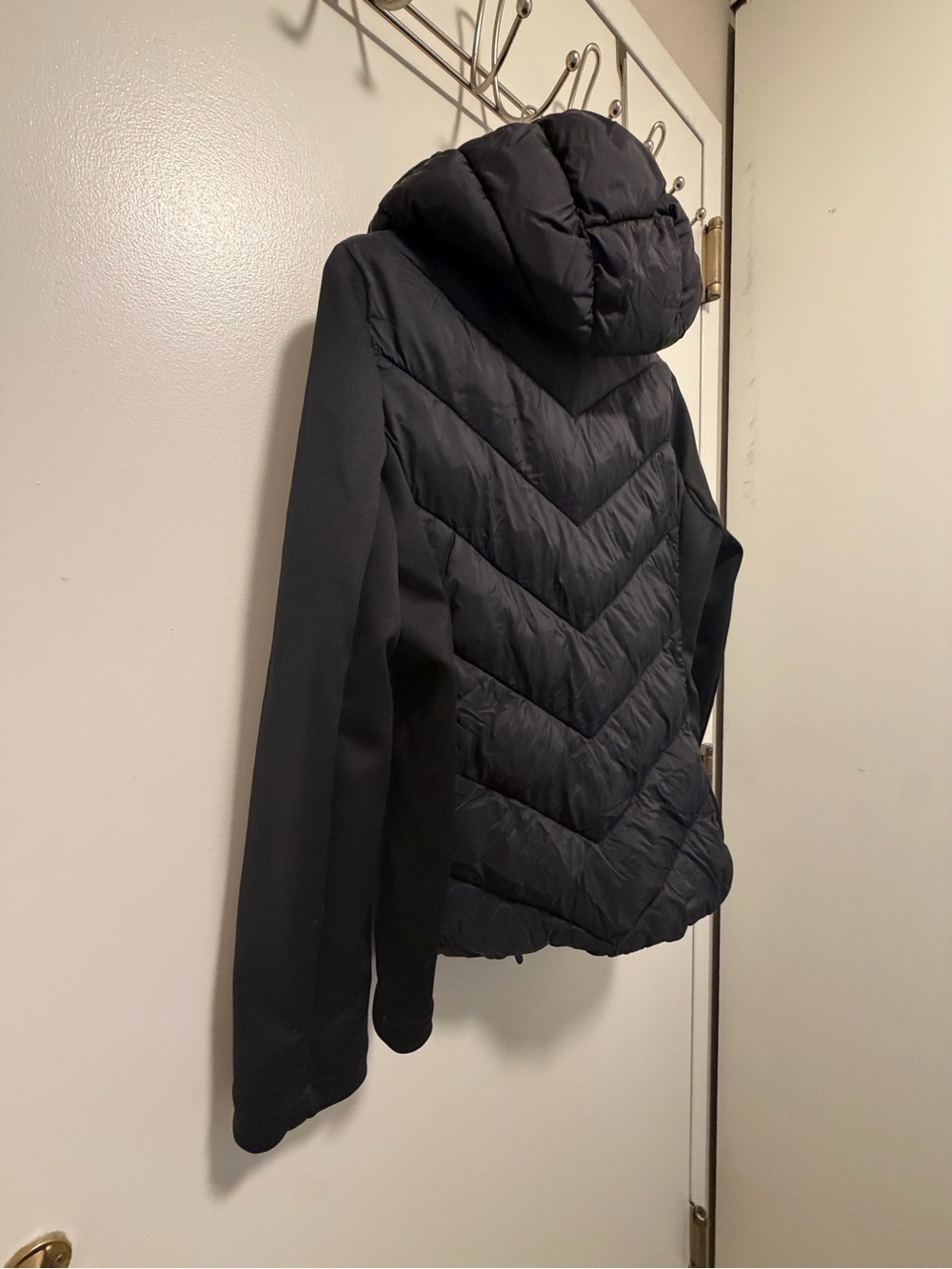 DKNY Black soft shell puffer jacket size medium M - Picture 15 of 16